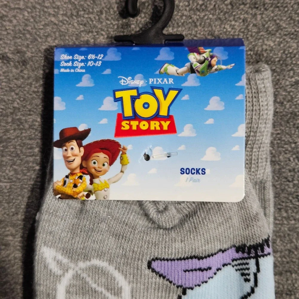 Disney Toy Story Alien Crew Socks Mens Gray Men Shoe Size 6.5-12 NEW